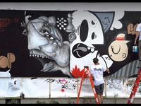 Ears & Max Berry - Project Ugly Timelapse
