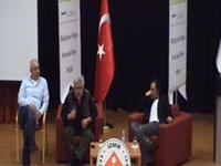 Uğur Yücel'in Yorumu