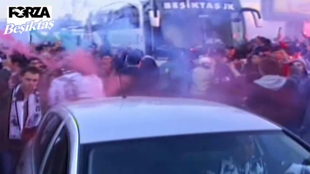 Yakıyorsak Aşkımızdan
