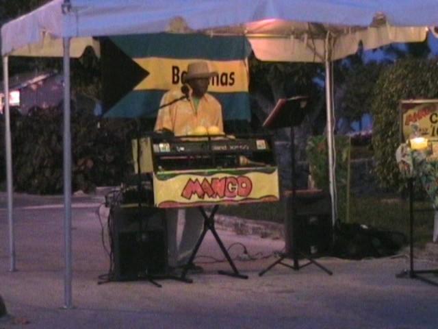 Mango One Man Band , Bahamas Out Islands , Rum Cay