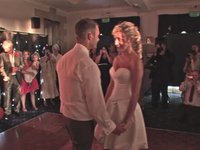 Hannah and Simon's first dance