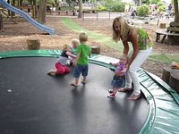 Op de trampoline