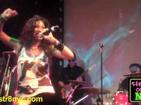 Melanie Fiona at SOB's in NYC 8.25.09- "Give it to me Right" Live