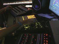 Geek180 - Earth Grind/Feel The Break Live Set