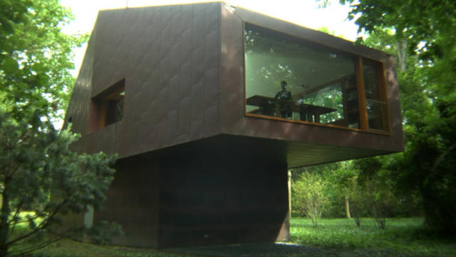 Miniatura del vídeo Private Library