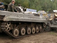 Warum 8-jährige NICHT Panzer fahren sollten :)