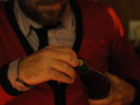 how to open a bottle of wine with only a fork
