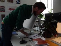 gideon unboxes a lovely new apple monitor