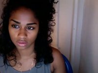 Va$htie figuring out her brand new MAC has a video component to PHOTOBOOTH...very first video post, might be last