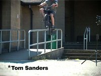 United - Tom Sanders