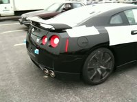 Walk around of the 2010 Nissan GT-R