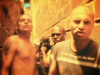 SOLDADOS DE LA CALLE