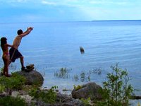 Green Bay Throwing Stones