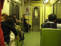 En el metro del DF