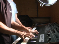 Interview d'Aufgang / TV.Jekyllethyde / 2 pianos, 1 batterie, 3 entités...