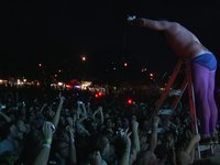 Les Savy Fav "The Sweat Descends"  live