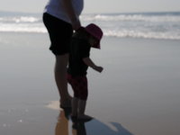 Tallulah's Birthday 2009 - Beach 01