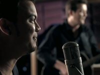 ADAM HARVEY - FEAT GUY SEBASTIAN - STUCK IN THE MIDDLE