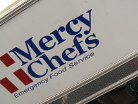 Mercy Chef's prepare for Thanksgiving in NYC 2009