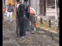 Gedikpaşa Camii Sokağı'ndaki doğalgaz çalışması, doğaçlamalar ve eskimiş şiirler!