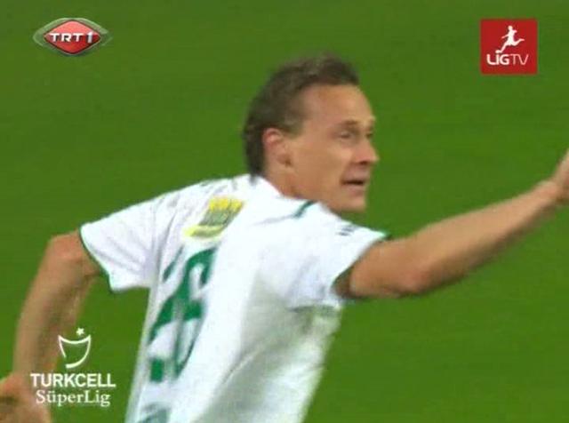 Besiktas 2 - 3 Bu...