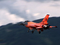Lockheed Martin F-16 AM Fighting Falcon Airpower 2009 Lockheed Martin F-16 AM Fighting Falcon Airpower 2009