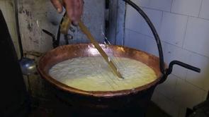 Lavorazione del Formaggio (cell)