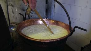 Lavorazione Formaggio in dialetto bormin