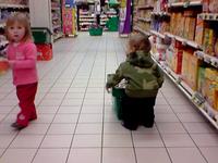 Max is shopping 2