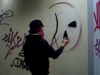 uShoo graffiti logo