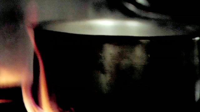 Thumbnail of video L.A. Hands ME PILLAS EN OTRO PUNTO
