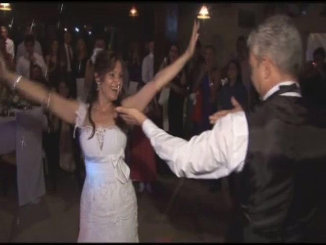 Video (filmagem) Casamento de Isabel e Anderson da fotografa de eventos corporativos e sociais, espetaculos, aniversarios, ensaios, casamentos e shows Luciana Aith, de Sao Paulo, SP, que faz fotos de eventos corporativos (fotografia empresarial), fotos de aniversarios (fotografia de aniversario infantil e fotografia social), fotos de ensaios (fotografia de ensaios e book de modelos), fotos de shows (fotografia de espetaculos) e fotos de casamento (fotografia e fusion de casamento). fotos de celebridades eventos corporativos sao paulo artistas famosos sp festa infantil são ensaio fotografico modelo crianças modelos show video casamento book empresas empresa foto penteado noiva fotografia em buquê festas papel parede noivas