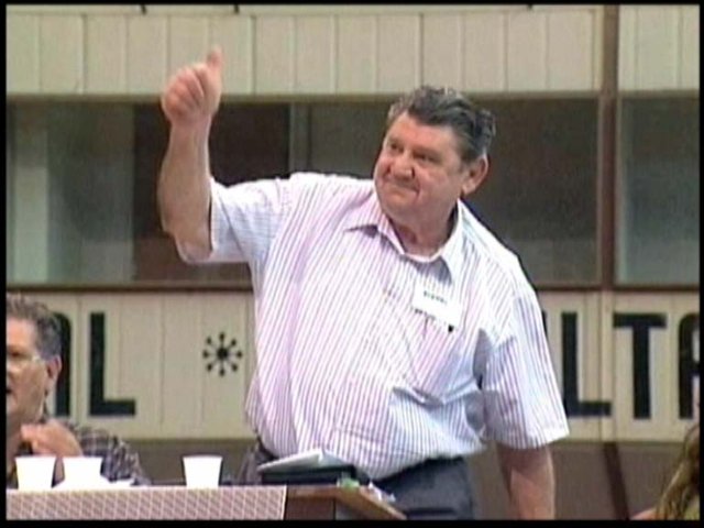 a Héctor Quagliaro