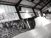 View Wide Angle Adapter Test 2 : Skating