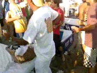 Churrero bailando en la playa