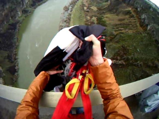  TARD base jump