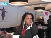 PartyReview.TV: Daphne interviewt speeddaters @ KISS-event '09